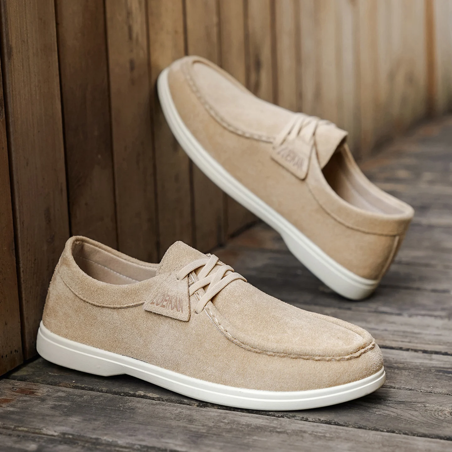 Herrenschuhe für formelle Anlässe, neue elegante Herrenschuhe, Freizeitschuhe, Slipper im britischen Stil, Slip-On Herrenschuhe mit niedrigem Schaft in großen Größen, grau-khaki Herrenschuhe