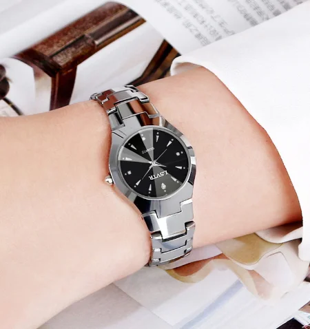 Quartz Watch Set With Date Display Business Wrist Watch For Men & Women female