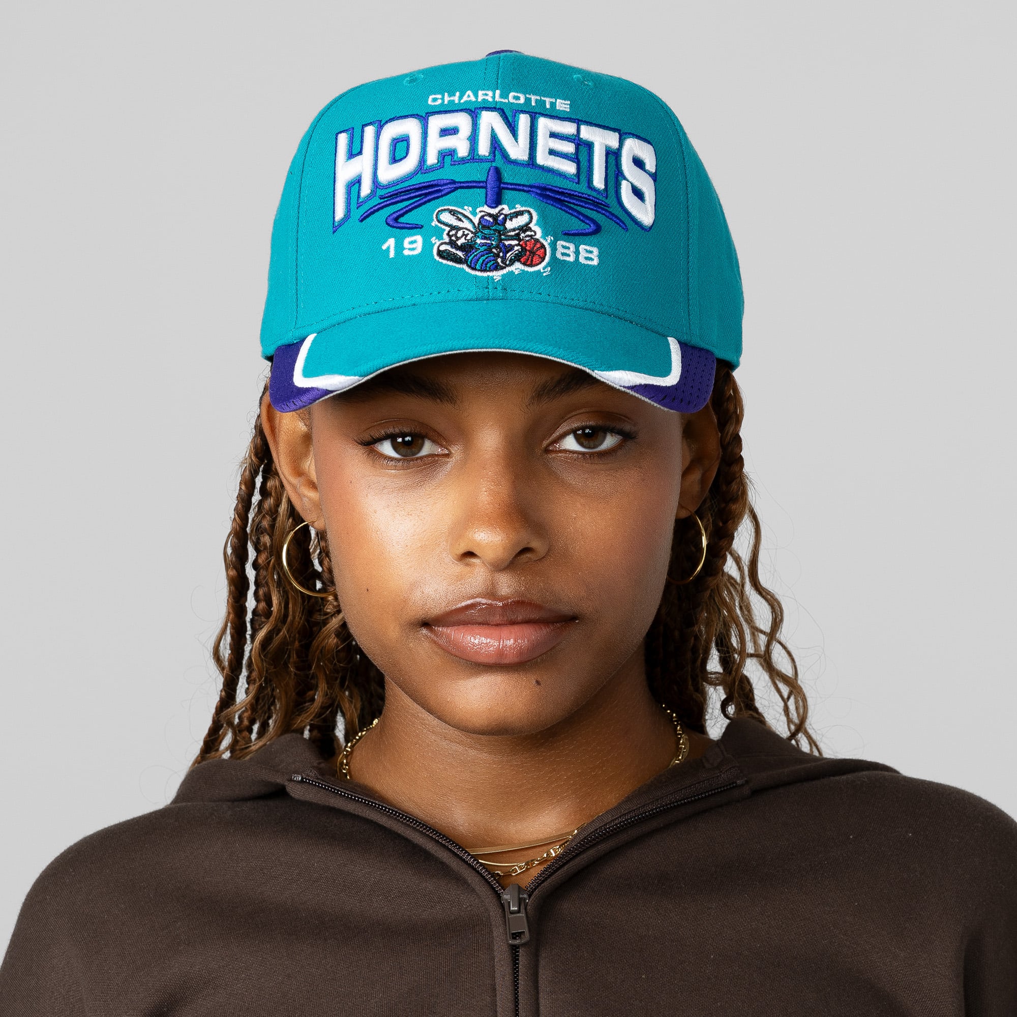 Charlotte Hornets Mitchell & Ness Game Day Pro Hardwood Classics Snapback - Türkis