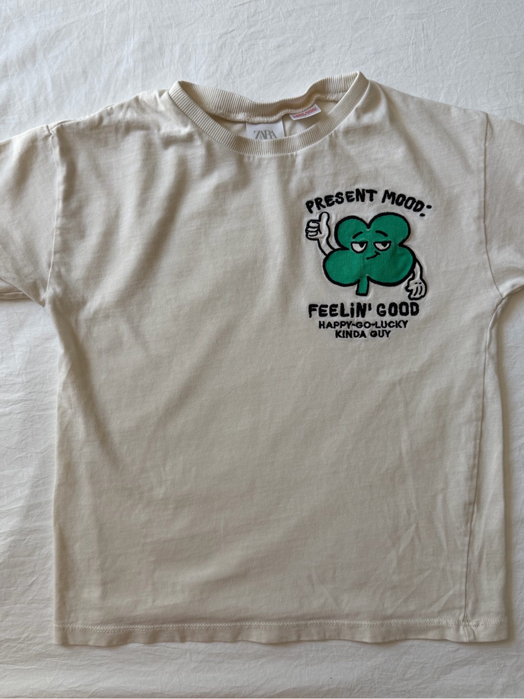 Zara Shirts & Tops | Zara Kids Embroidered Clover Feelin’ Good T-Shirt Cream 4-5y | Color: Green/White | Size: 4b