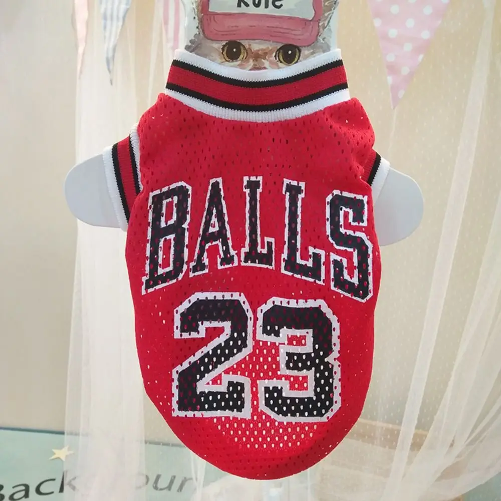 Mesh Atmungsaktive Hundeweste T-Shirt Basketballkleidung Weiches Polyester Haustiere Jersey Kostüm 6 Größen Frühling Sommer Haustier Hundekleidung