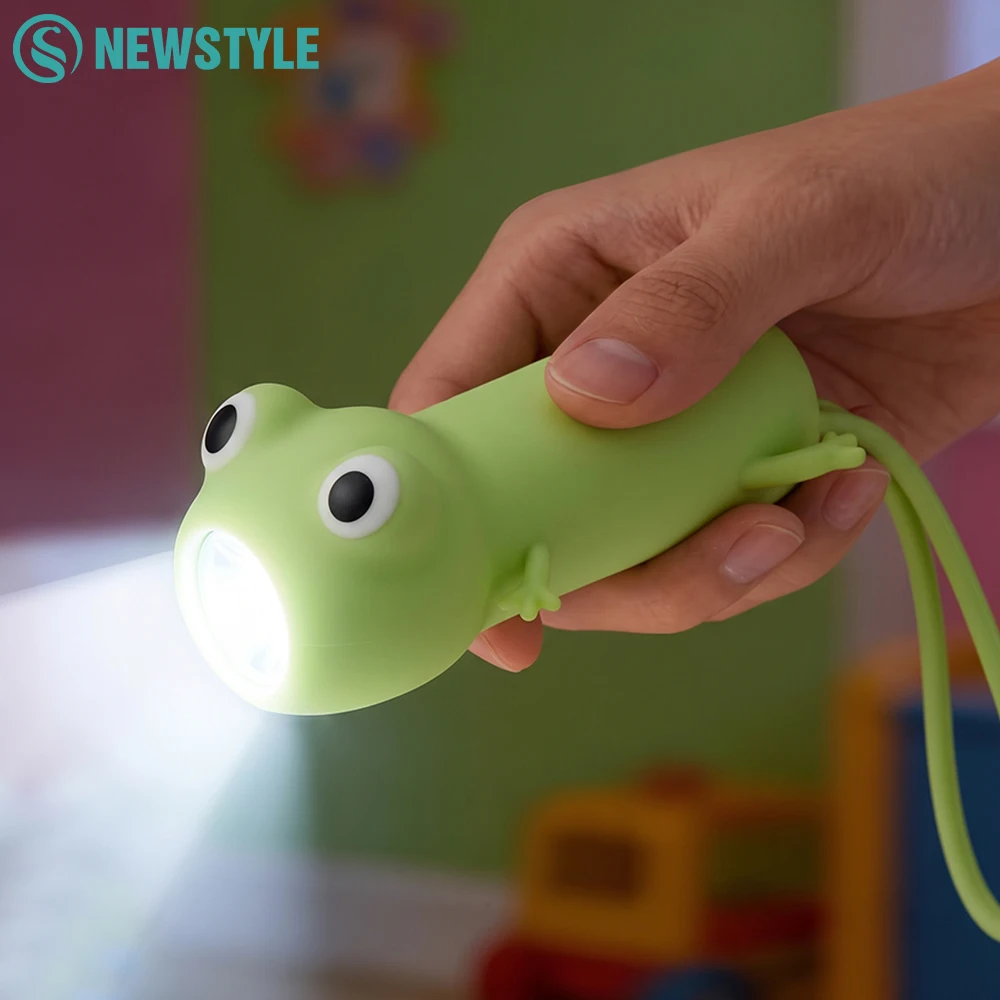Niedliche Frosch-Taschenlampe für Kinder, Silikon-Nachtlicht für Kleinkinder, wiederaufladbar, tragbar, LED-Nachtlicht zum Wandern mit Tragegurt