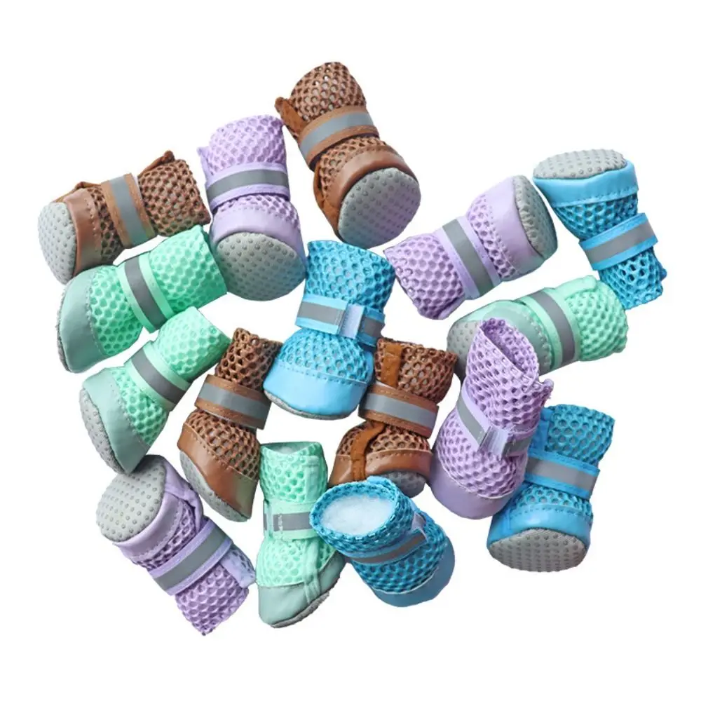 4 teile/satz Neue Atmungsaktive Haustier Hund Schuhe Rutschfeste Weiche Sohle Welpen Schuhe Bequeme Einstellbare Pfote Protektoren für Frühling Sommer
