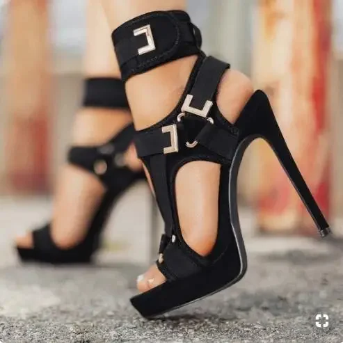 Neuheiten Rot Schwarz Stretch Stoff Frauen Sandalen Hohe Plattform Metall Schnalle Damen Schuhe Mit Heels Gladiator Sandalen