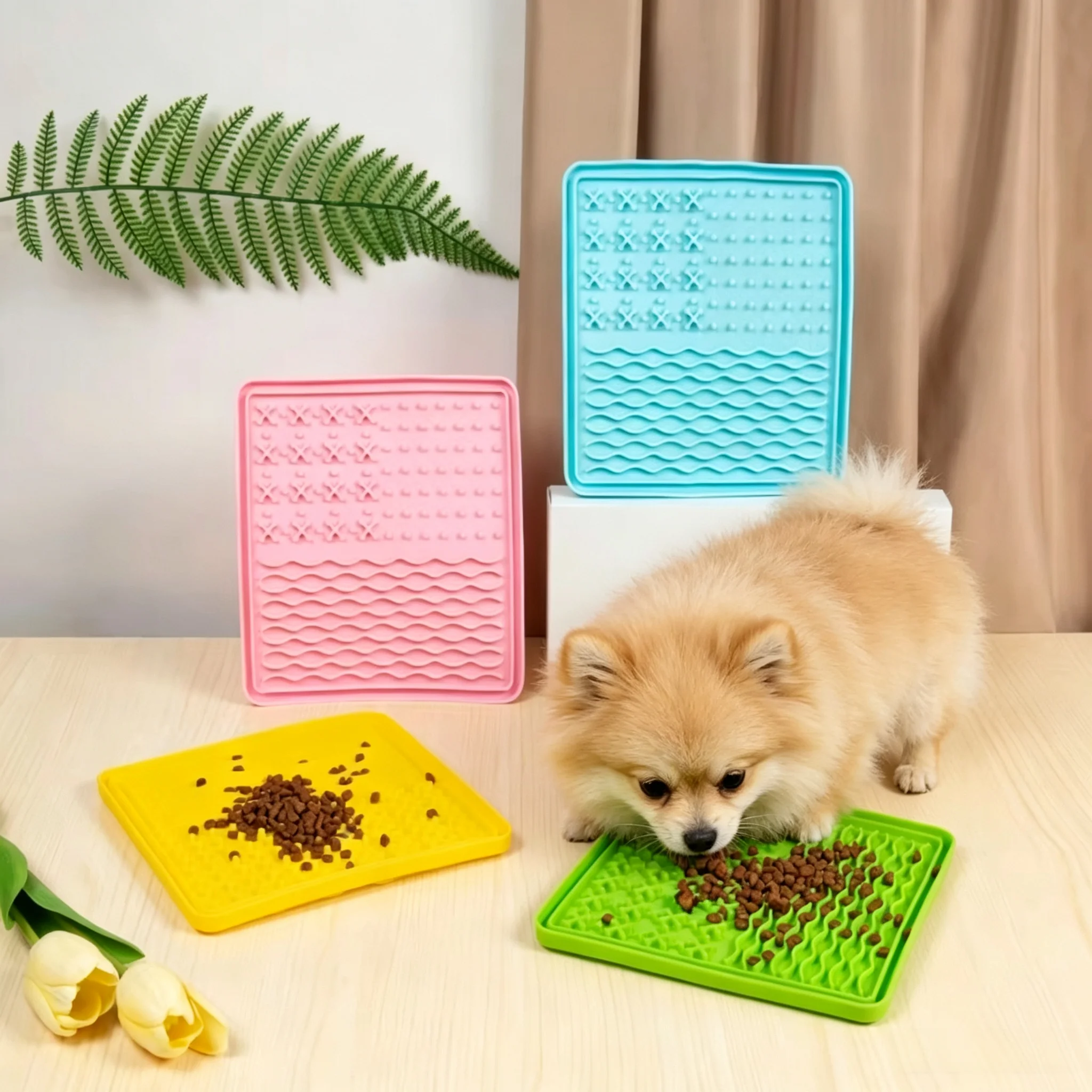 Silikon-Leckmatte für Haustiere, Slow-Feeder-Napf für Hunde, Silikon-Saugnapf für Hundebäder, Zubehör für das Futtertraining von Hunden