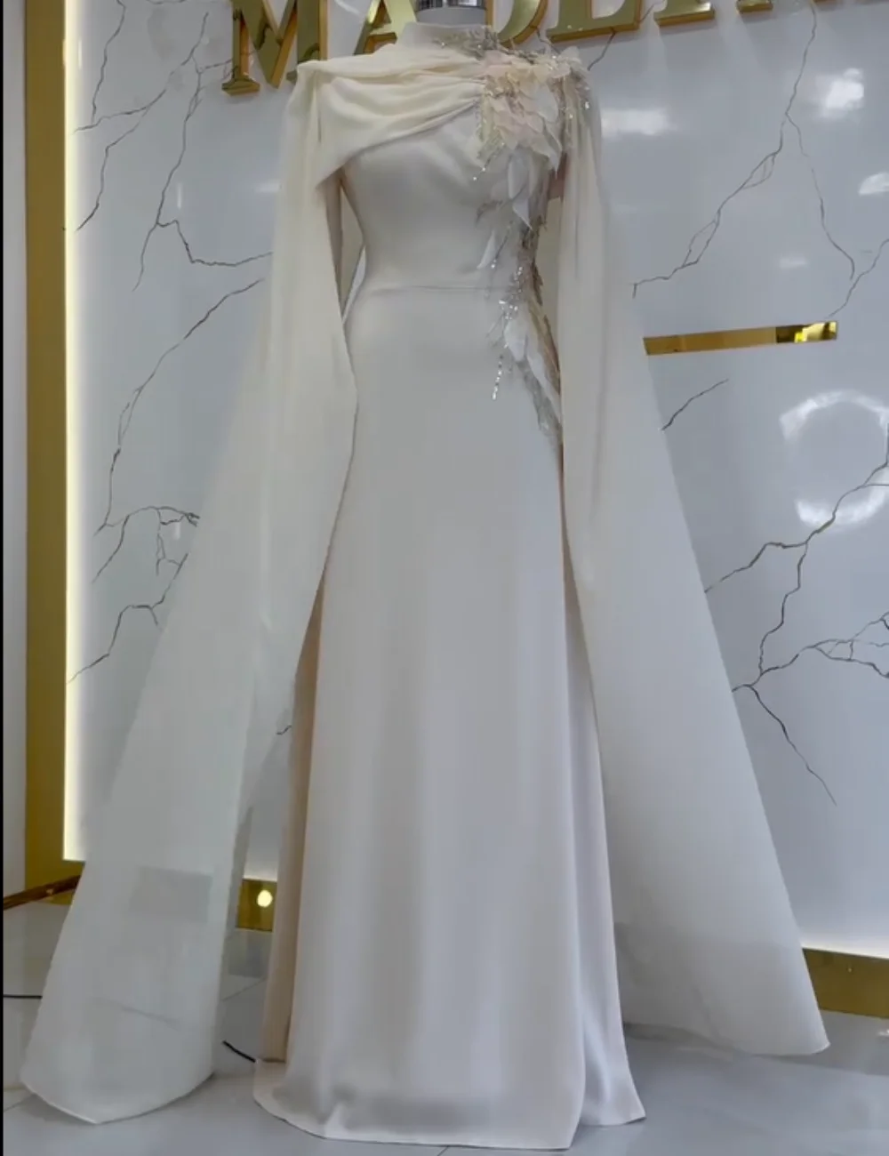 Customized Chinese Style Jersey Applique Pattern Flower A-line High Collar Long Quinceanera Luxury Party Dresses Fashion