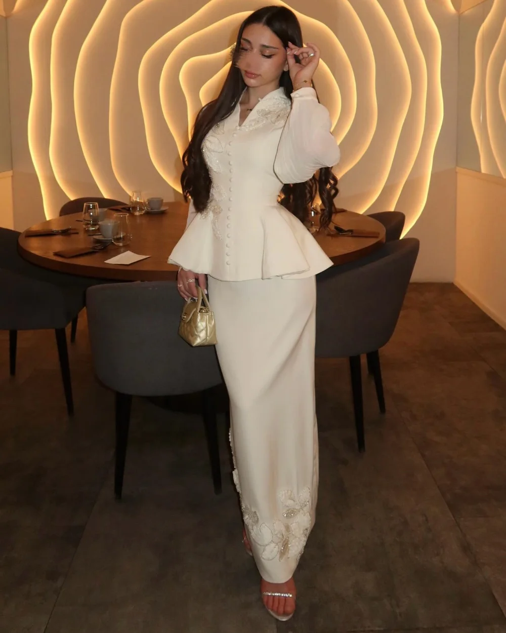 Customized Classic Jersey Pleat Sequined Flower Button Straight V-neck Long Evening Dresses Luxury Celebrity Formal