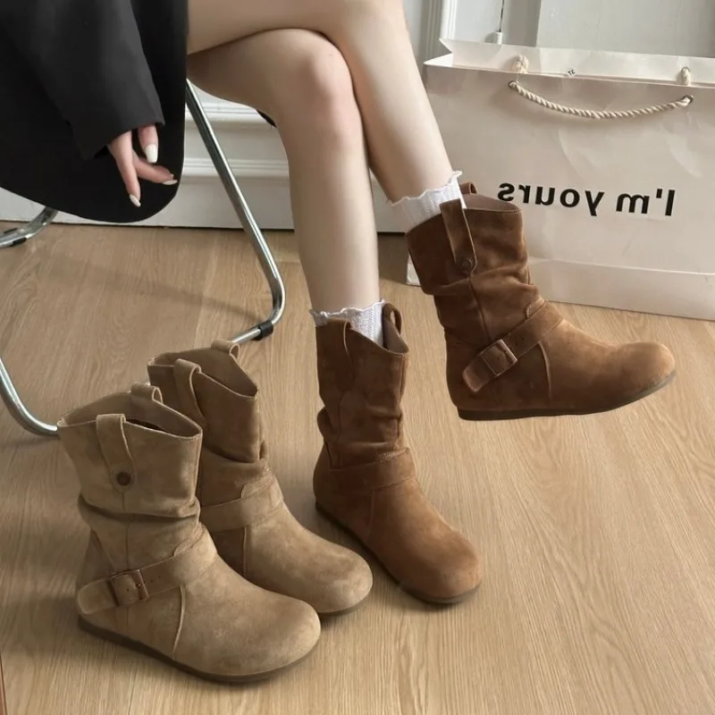 Damen Wildleder-Stiefel mit Rundem Zeh, Schnallenverschluss, Faltbarem Schaft, Flache Western-Stiefel, Herbst-Winter Retro Casual Cowboy-Booties