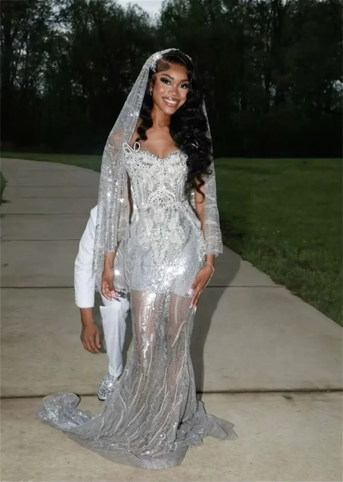 Silver Long Prom Dresses For Black Girls Luxury Sweetheart Beaded Nigerian South African Evening Gowns Birthday Party Customized