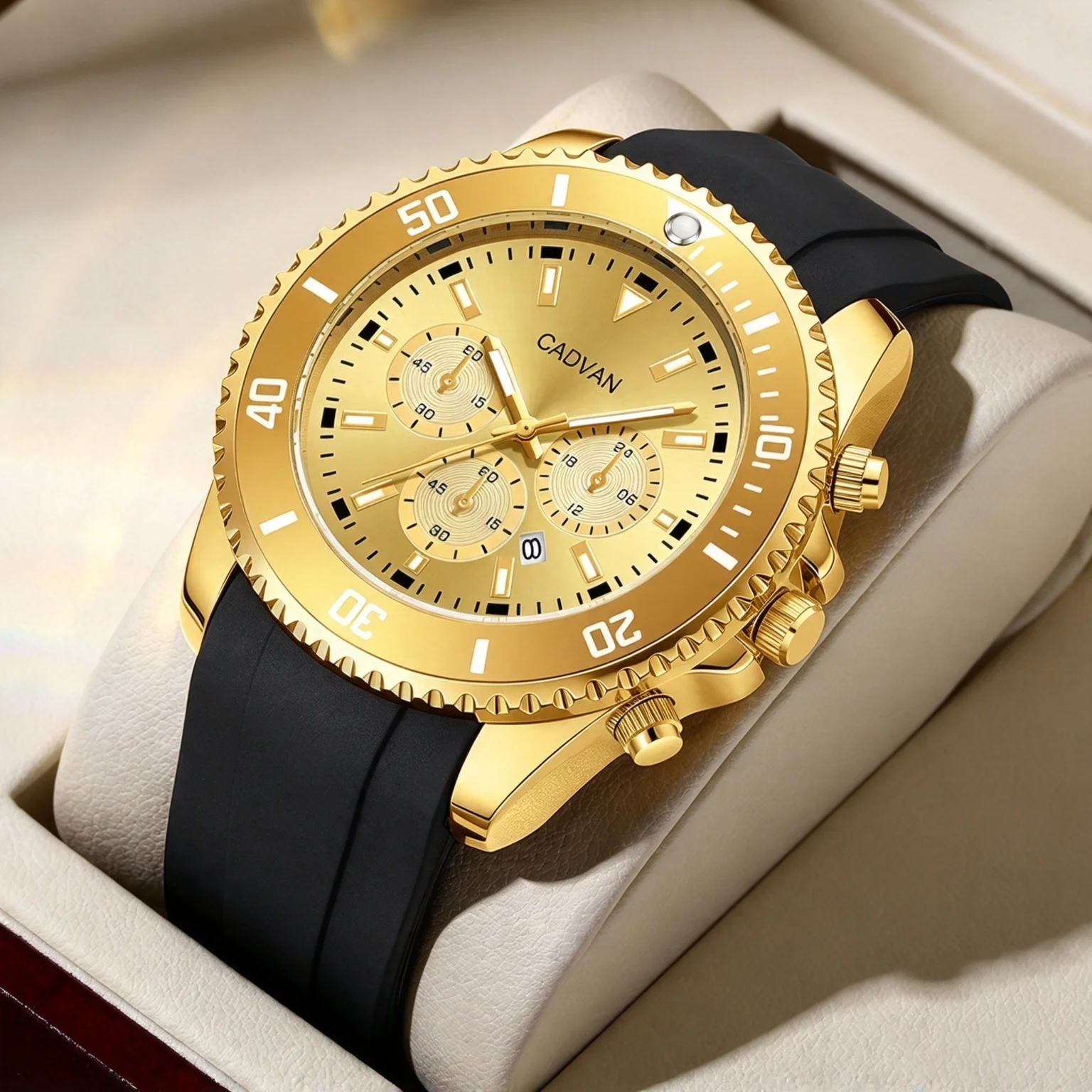 Montre pour homme, modèle CADVAN, style tendance, idéale pour le sport et les affaires, avec bracelet en silicone résistant, affichage du calendrier, livrée dans un coffret cadeau.