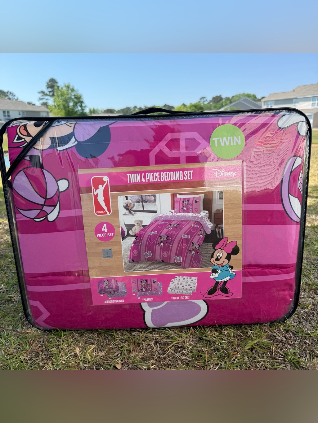 Disney Bedding | Disney Minnie Mouse Twin 4-Piece Bedding Set - Pink Nwt | Color: Pink | Size: Twin