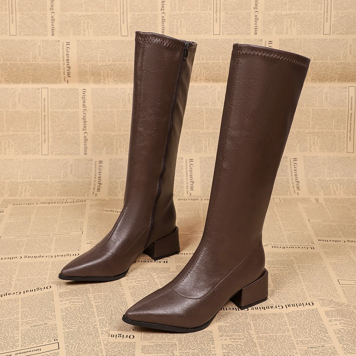 Spitze Damenstiefel, modische Stiefeletten mit seitlichen Reißverschlüssen, elegante Damen-Party-High-Heel-Schuhe, Winter-Damenschuhe