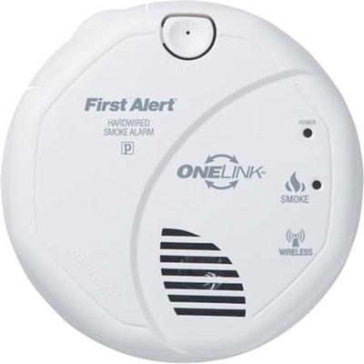 FIRST ALERT SA520B Smoke Alarm, 85 dB at 10 ft, (2) AA Batteries, 120V AC,