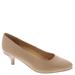 Trotters Kiera - Womens 7.5 Tan Pump Medium