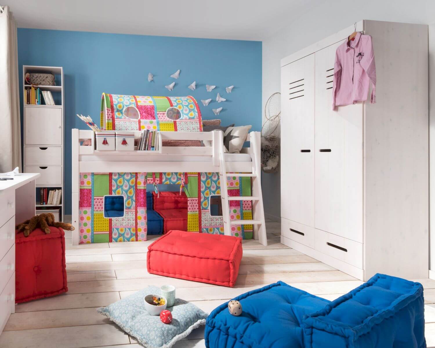 INFANSKIDS Kinder- und Jugendzimmer Kleiderschrank 3-türig / Kiefer gelaugt