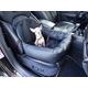 Hossi's Wholesale Knuffliger Leder-Look Autositz für Hund, Katze oder Haustier inklusiv Flexgurt empfohlen für Opel Meriva B