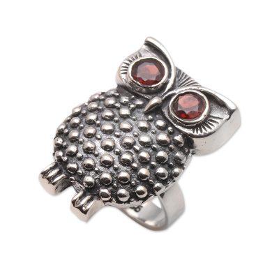 Garnet cocktail ring, 'Sukawati Owl'